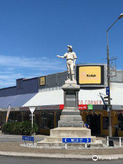 Pioneers of the Frontier Statue