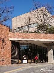 Kobe Municipal Chuo Library