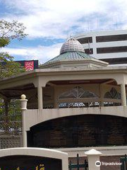 Raja Ayang Mausoleum