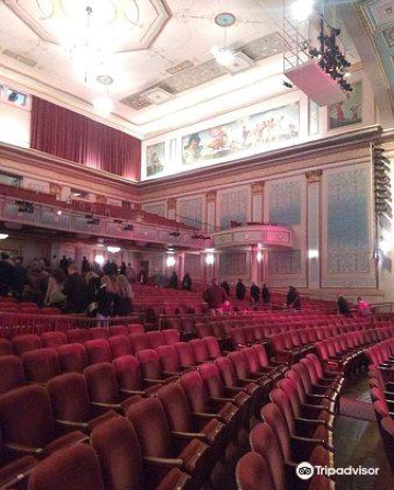 Voli ${{cityDName}} York