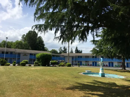 Fuller Lake Chemainus Motel Hotels in Duncan