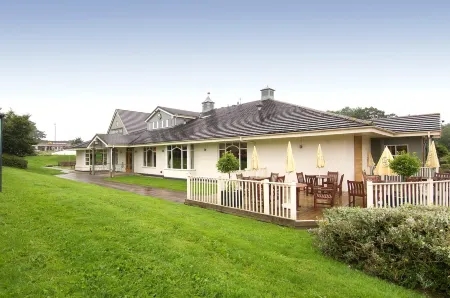 Ripley Отели в г. Риддингс