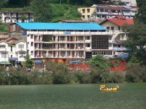 Classic the Mall Hotel