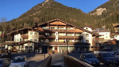 Sport Hotel Majarè Hotels near Catinaccio