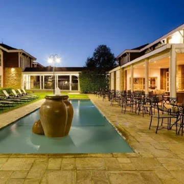 Protea Hotel by Marriott Bloemfontein Hotels near SA Armour museum