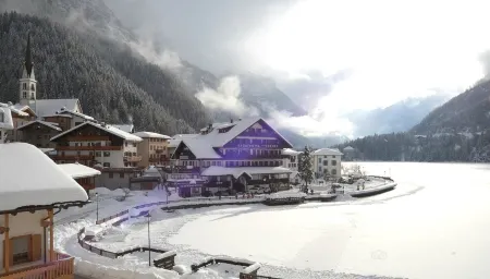 Sporthotel Europa Sul Lago Отели рядом с достопримечательностью «Chiesa di San Biagio»