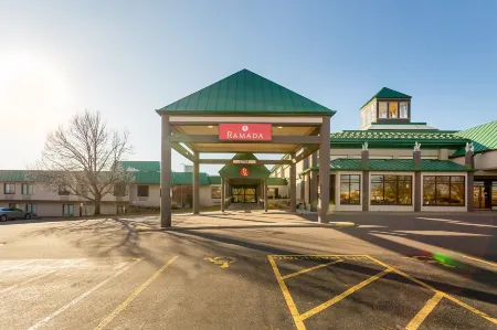 Ramada by Wyndham Plymouth Hotel & Conference Center