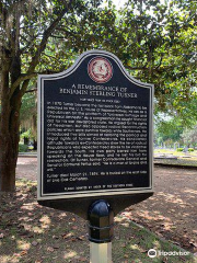 New Live Oak Cemetery