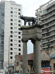 Loba Capitolina Monument