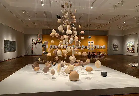 Hotels near Museum of Contemporary Craft