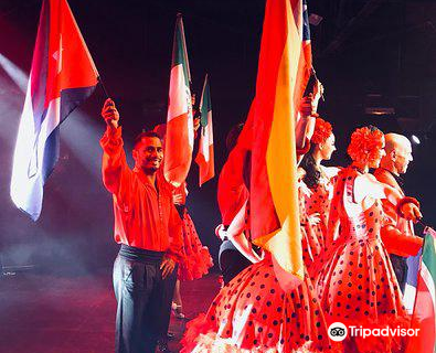 LE MUSIC HALL - Cabaret Spectacle à Bergerac