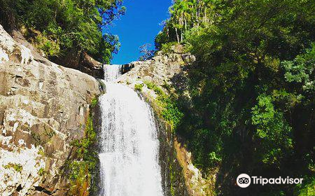 Tres Quedas Waterfall