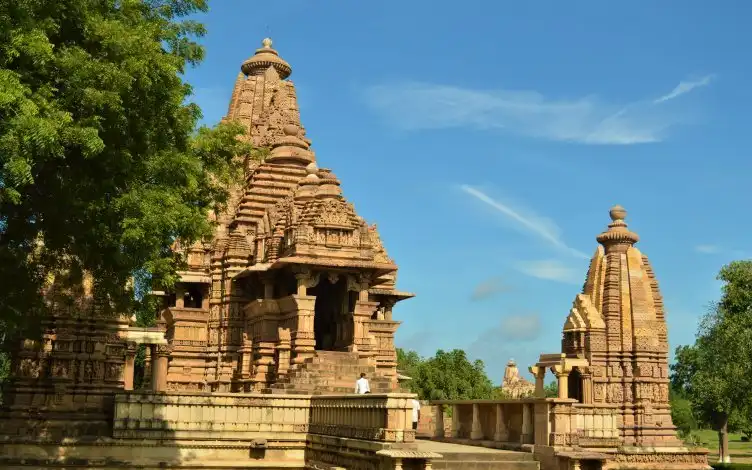 Hotels near Varaha Temple