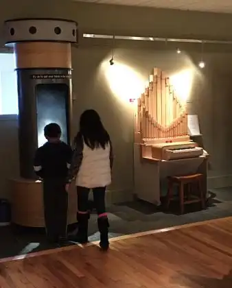 Hotels near Mindport Exhibits