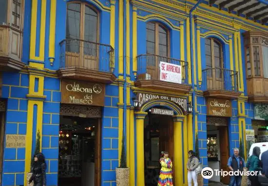 Centro Comercial la Casona del Museo