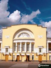 Dramaticheskiy Teatr Im. F.g.volkova