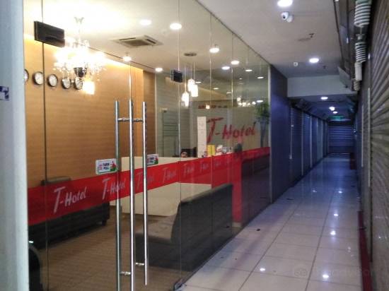 hotel area jalan tar