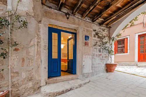 Guest House Sotto I Volti Centro Storico