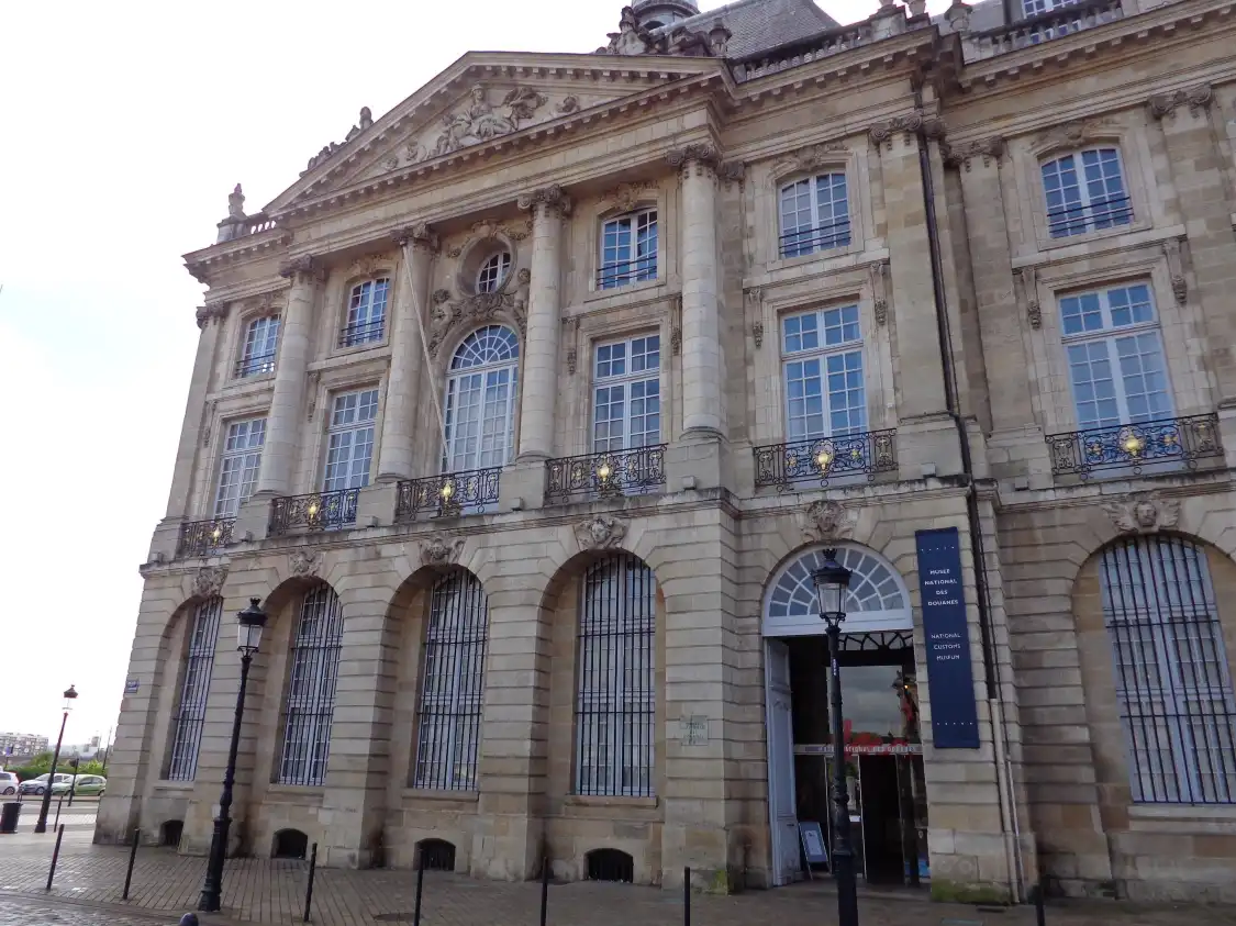 Hotels near Museum National des Prisons