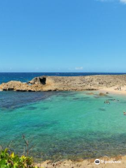 Playa La Cueva Las Golondrinas