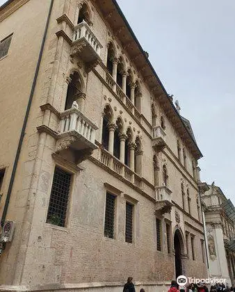 Palazzo da Schio, Ca' d'Oro