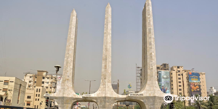 Teen Talwar Monument