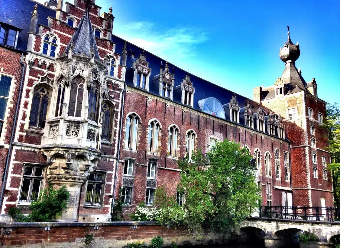 โรงแรมใกล้Arenberg Castle