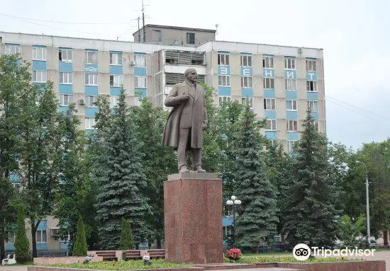 V.I. Lenin Monument