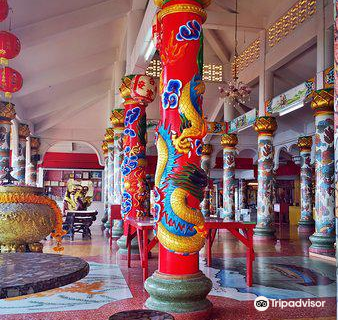 Chao Pho Khao Yai Shrine
