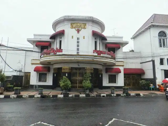 Hotels in der Nähe von The Majestic Theatre