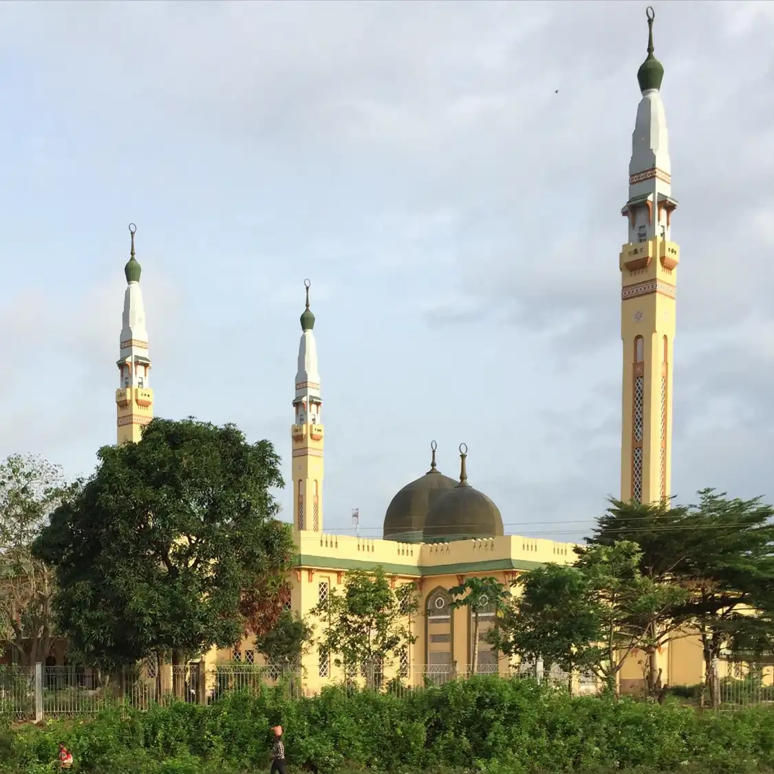 Hotels near Conakry Grand Mosque