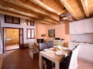 Varos Village Boutique Hotel