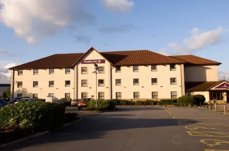 Premier Inn Haydock Park/M6 J23 Отели рядом с достопримечательностью «Ли Спортс Виллидж»