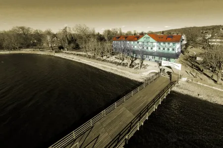 Hotel Seehof Отели в г. Райстинг