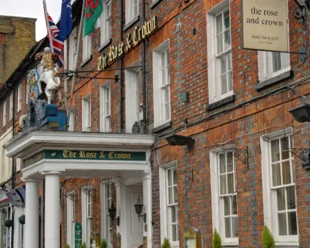 The Rose and Crown Hotel – Tonbridge Hotel di Tonbridge