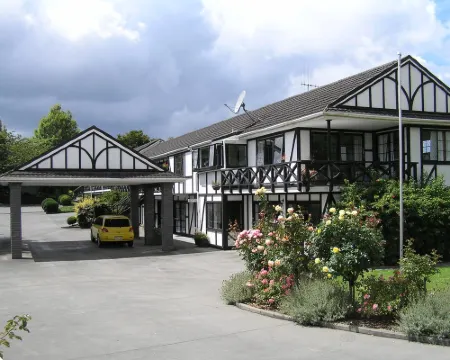 Kingswood Manor Motel Hotels in Whangarei