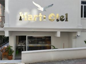 Marti Hotel