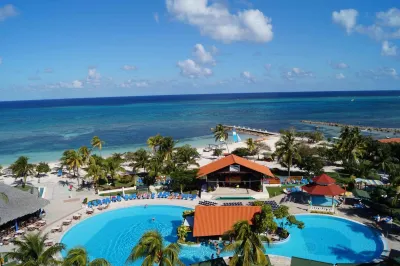 Hotel Brisas Guardalavaca Hotels near Guardalavaca Beach