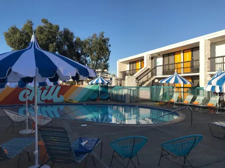 Rambler Motel Отели в г. Чула-Виста