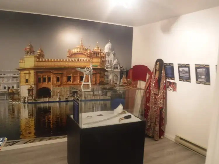 Hotels near Golden Museum and Archives