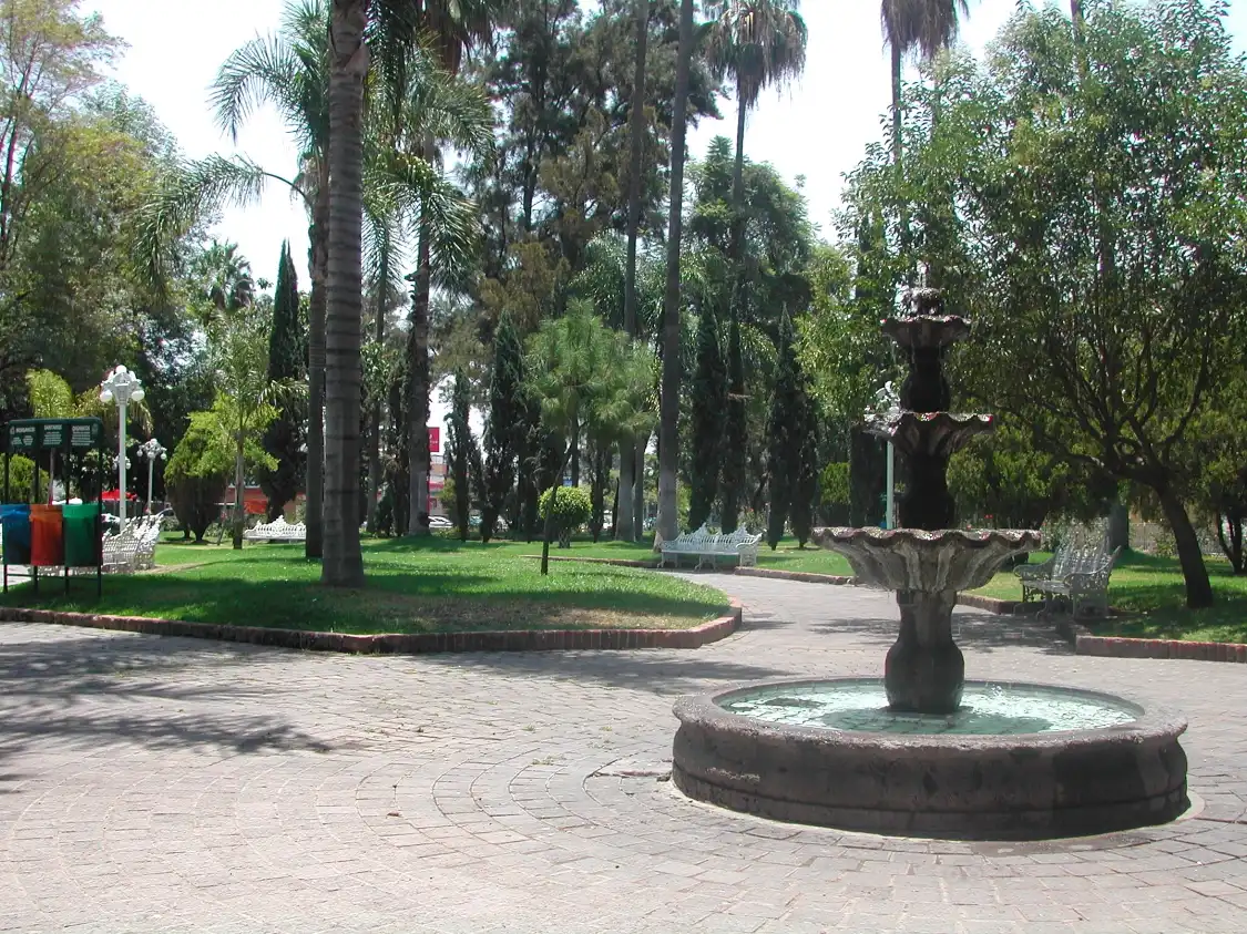 Hotels near Glorieta del Maiz