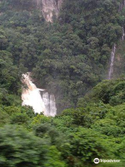 Veu de Noiva Waterfall