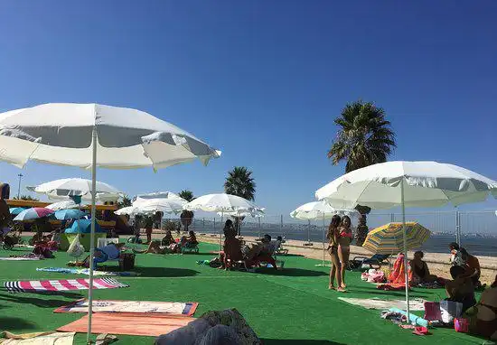 Hotels in Sao Joao Das Lampas