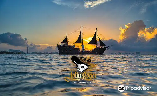 Pirate Show Cancun Jolly Roger