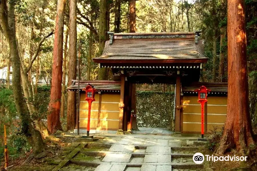 Kitayama Honzanji Temple