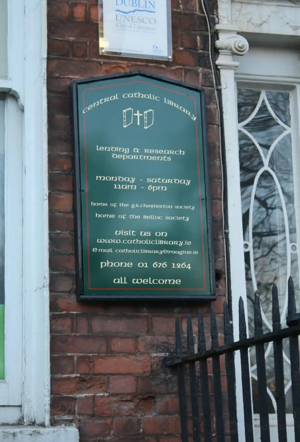 Hotels near Central Catholic Library