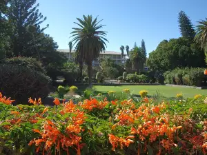 Parliament Gardens