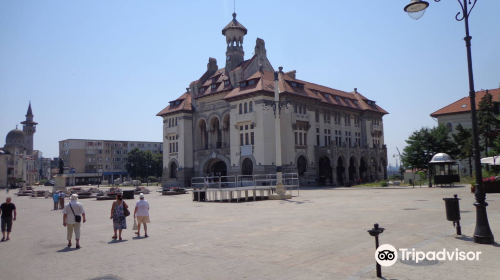 Ovidiu Square