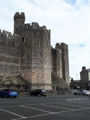 Ty Glyndwr Bunkhouse, Bar and Cafe Hotels in Caernarfon