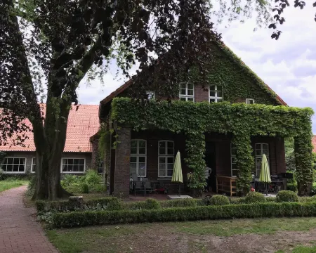 Landhaus Renken am See Hotels in Bad Zwischenahn